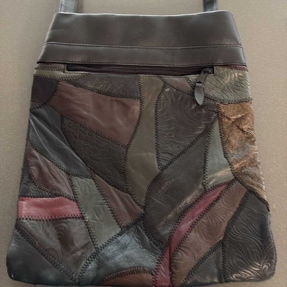 vintage leather patchwork shoulder bag by Vittoria International Accessories - Picture 2 of 6